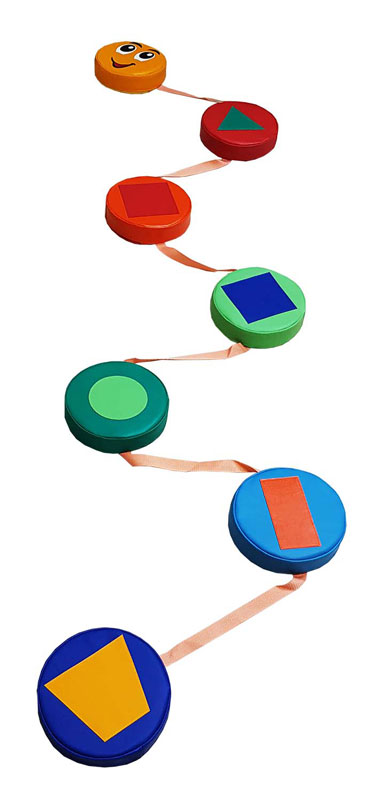 Дорожка Шагайка состоит из семи мягких ярких таблеток, соединенных между собой стропой.  Нашитые на таблетки аппликации помогут деткам усвоить виды геометрических фигур.  Занятие на дорожках помогают улучшить координацию движений, ловкость, устойчивость, развивает опорно-двигательный аппарат.  Вес, кг: 1,711.  Размер таблетки, мм: 200x50.