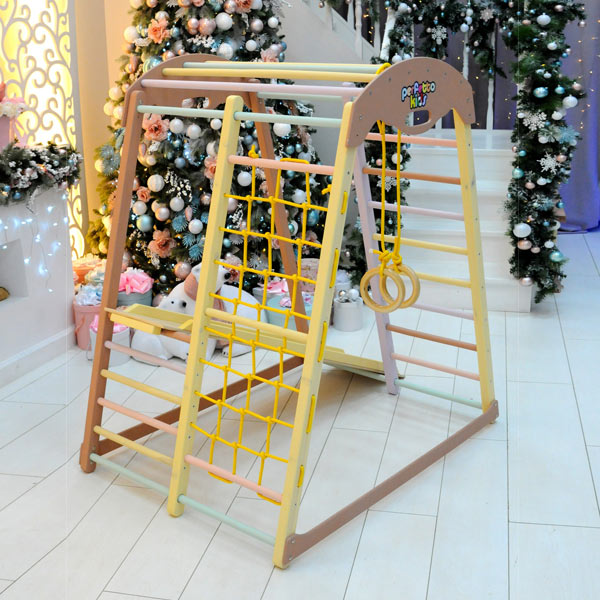 Напольный спортивный комплекс из дерева для малышей VT-429