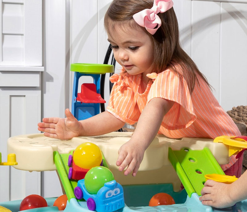 Столик для игр с водой "Мир приключений" STP97