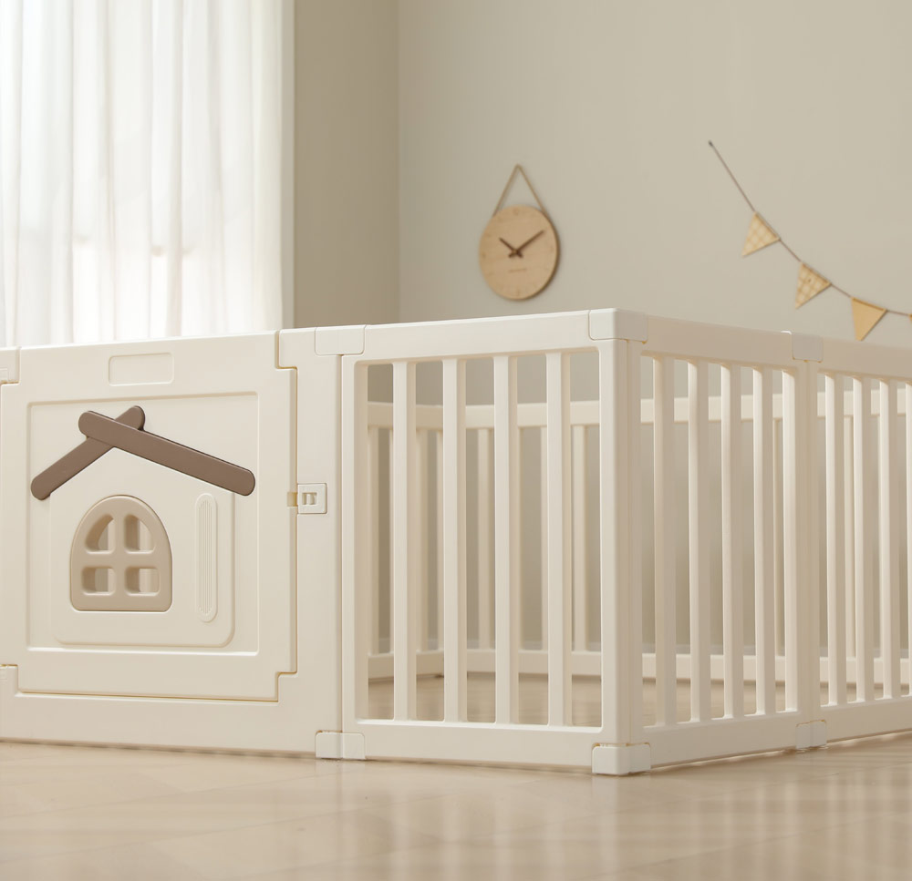 Большой детский игровой манеж UNIX Kids "Классический домик на дереве", размер 180 x 280 см, цвет бежевый UN-16