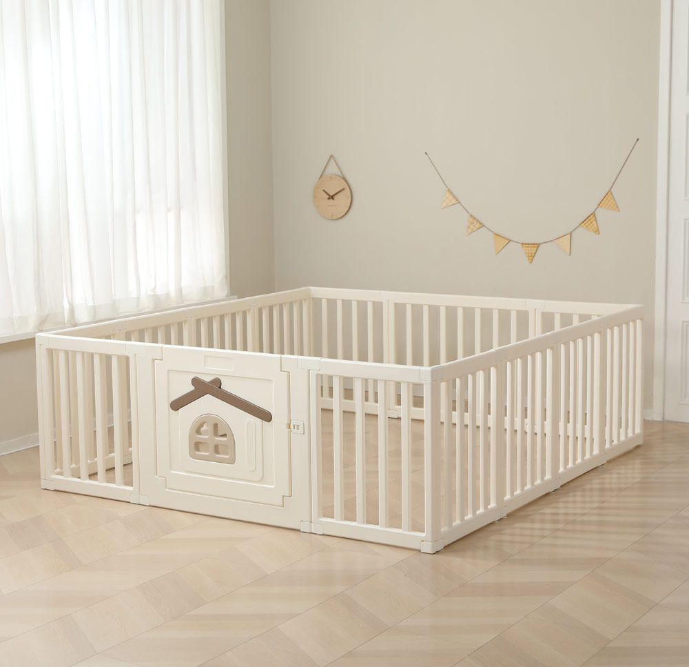 Большой детский игровой манеж UNIX Kids "Классический домик на дереве", размер 180 x 200 см, цвет бежевый UN-15