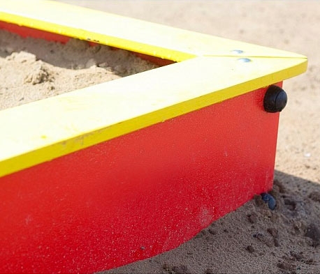 Песочница уличная 150*150 см 482РА