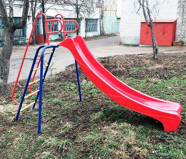 Горка с пластиковым скатом 2,9 м Пионер VT-211