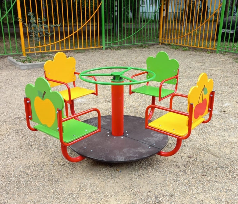 Карусель "Фрукты" для детской площадки с 4-мя сиденьями и рулем  ДВ102