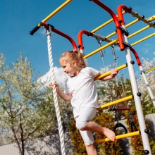 Детский спортивный комплекс для дачи "Фитнес" с 2-я качелями и горкой РА769